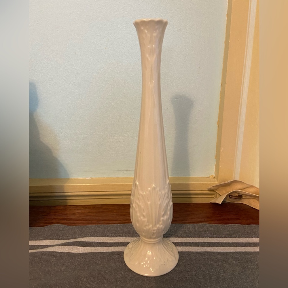 Vintage Lenox Florentine Bud Vase Ivory White Woodland Collection Flower USA